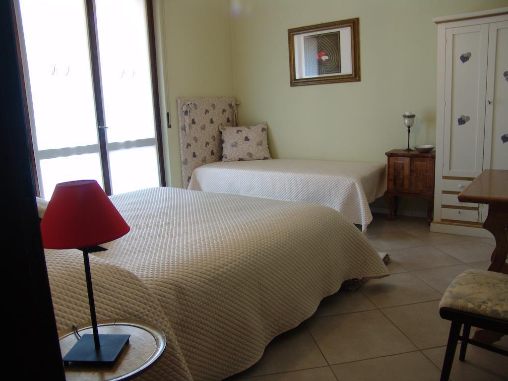B&B Il Fragolo Verona Habitación foto